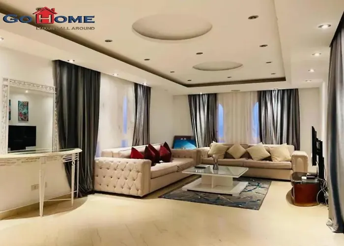 Pretty 4br Penthouse Mb7 With Private Heated Pool At New Marina